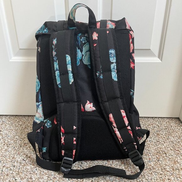 Herschel Retreat Backpack - Picture 2 of 5